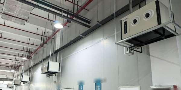 半導體生產車間整體控溫降溫，應用工業蒸發冷省電空調臥式射流機